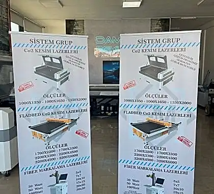 Roll-Up Banner (2)